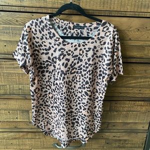 Nally & Millie scoop neck leopard print shirt